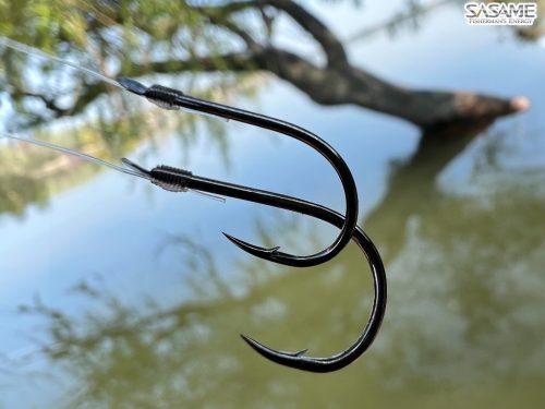SASAME Chinu lapkás pontyozó, előkötött horog - 80cm - Nickel - 10db/csomag - 6-os 0,18mm zsinórral