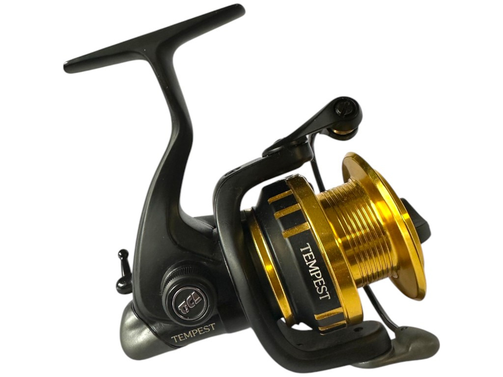 Tica TEMPEST 2500 elsőfékes orsó - 8+1BB